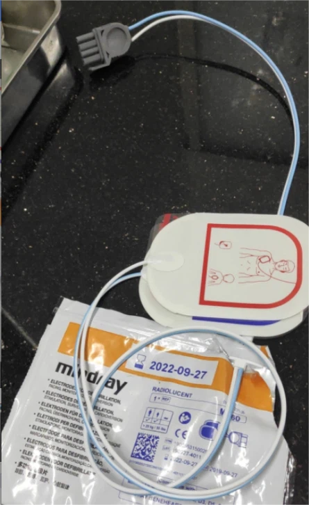 Mindray Disposable AED Defibrillator Electrode Pads 115-001607-00